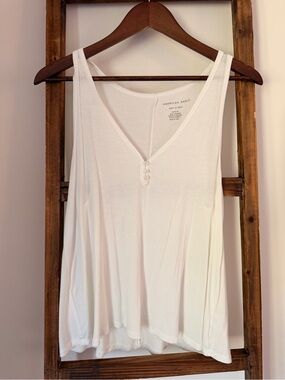 American Eagle Outfitters White V-Neck Button-Detail Tank Top
